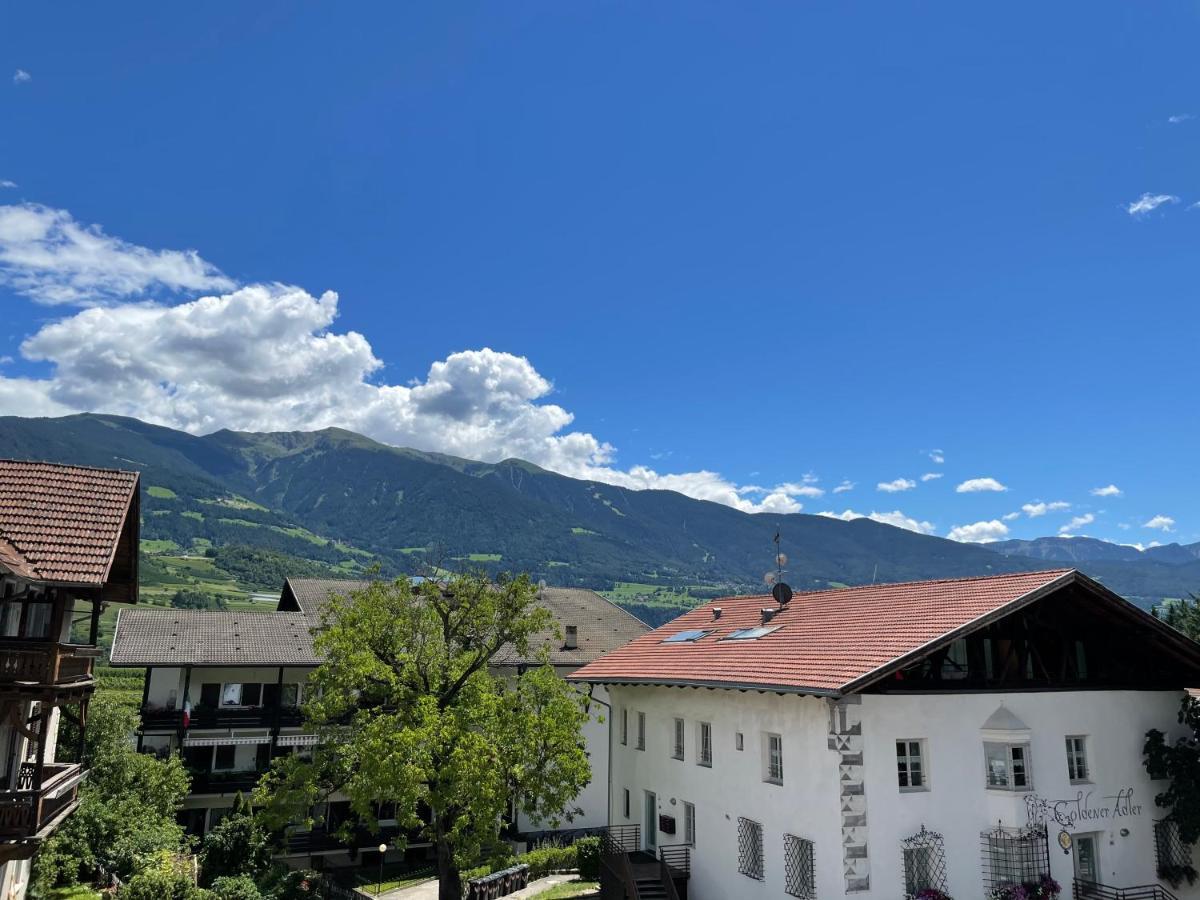 Gasthof Goldenes Lamm Vahrn Exterior foto