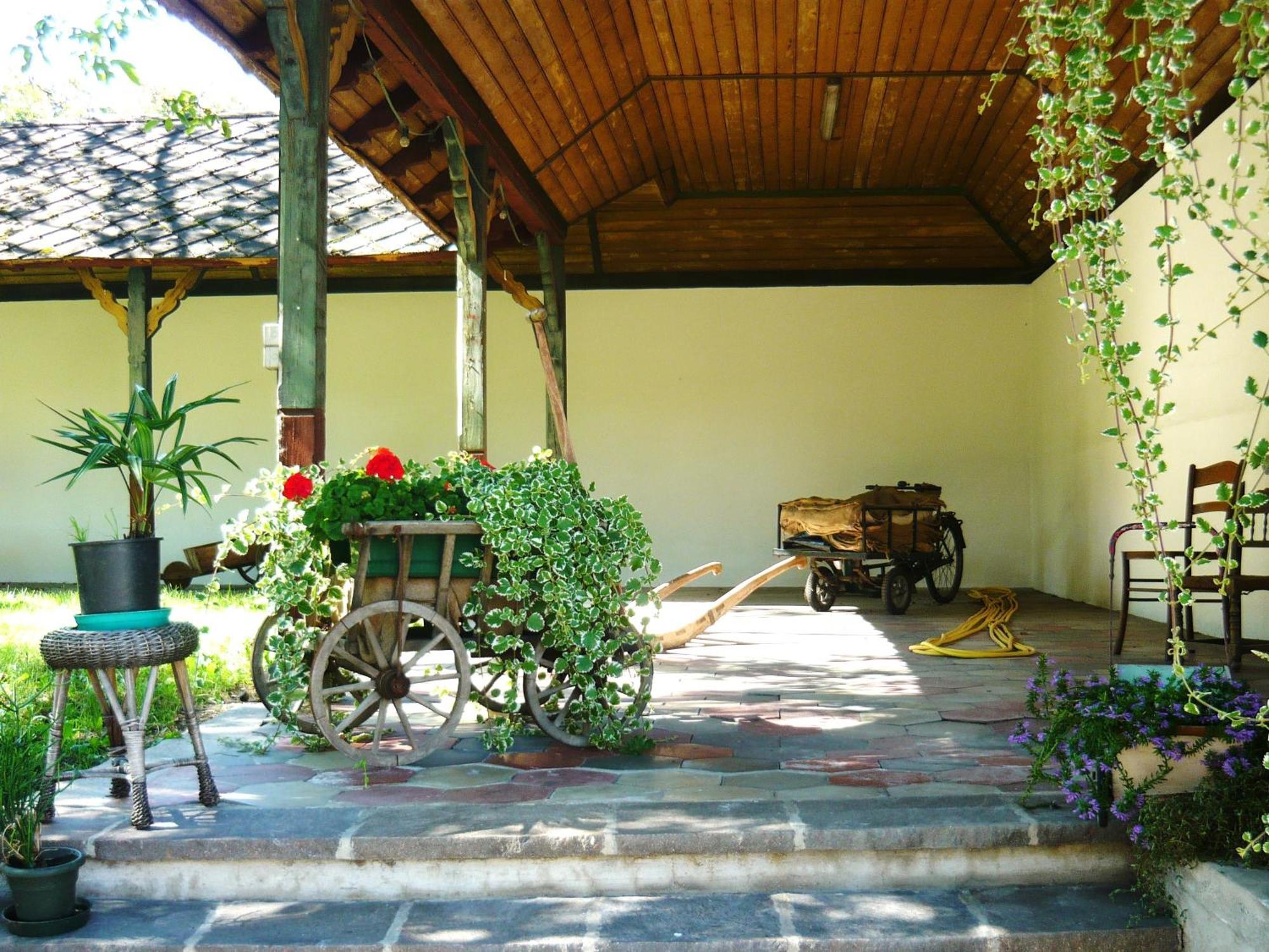 Gasthof Goldenes Lamm Vahrn Exterior foto
